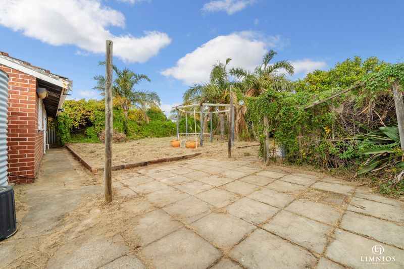 City Views and Development Potential!