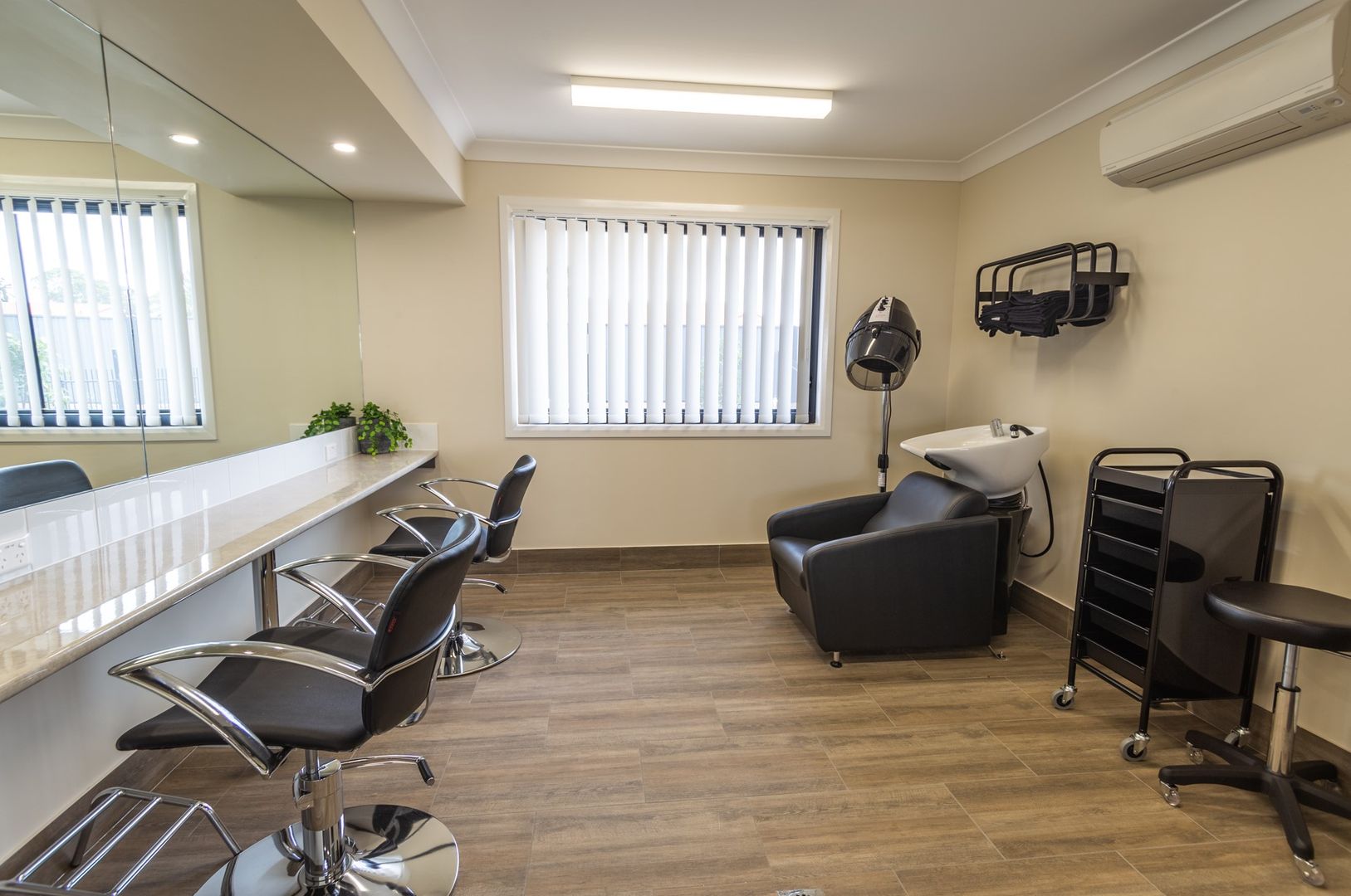 Villa 8 - Oak Tree Darling Heights - 2 Bedroom + 1 Bathroom + Powder 