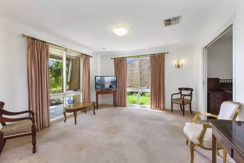 A rare opportunity to access villa style living in a serene and prestigious area of the Southern Highlands.