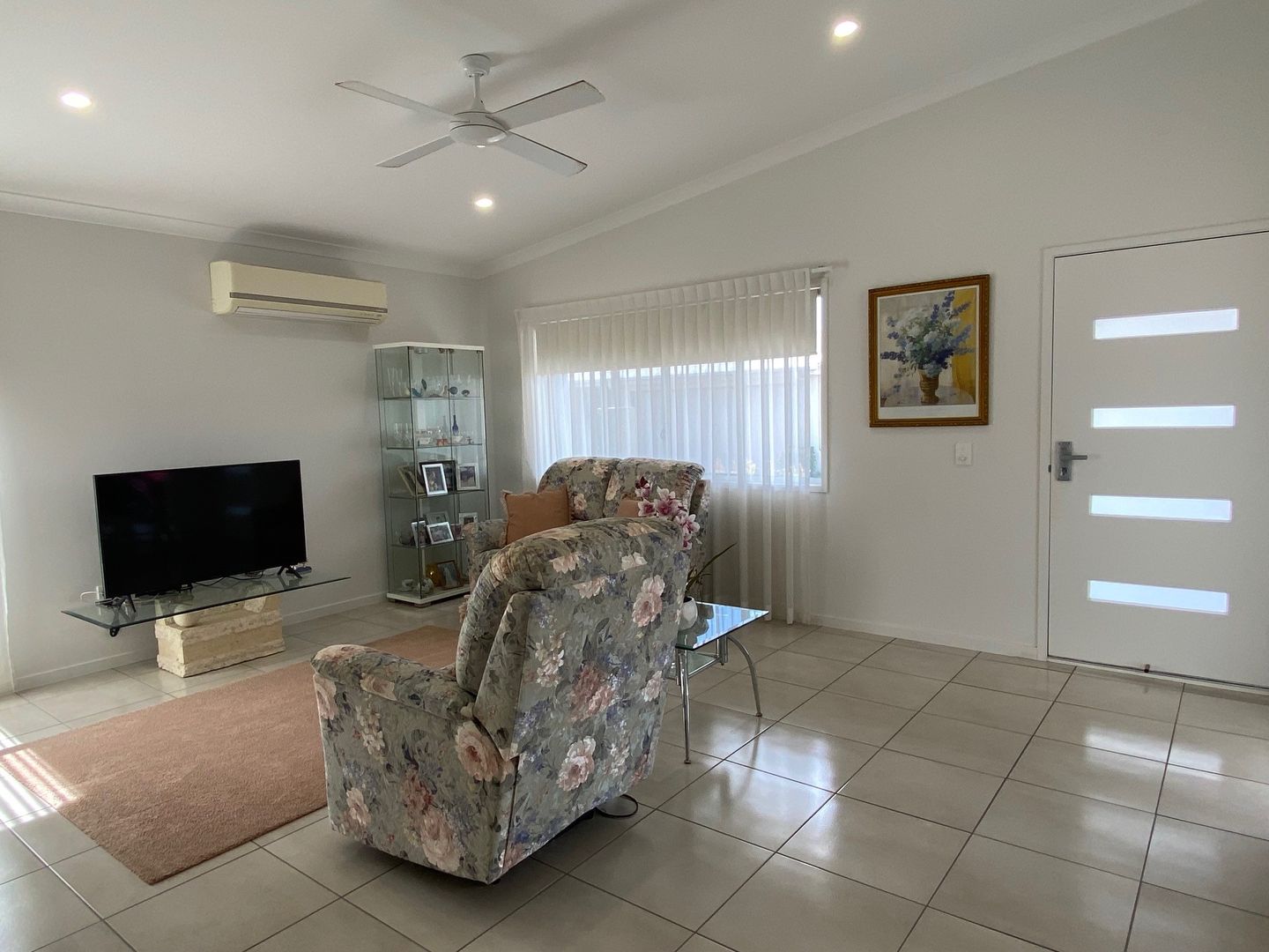 Resort Living – Meet Villa 250