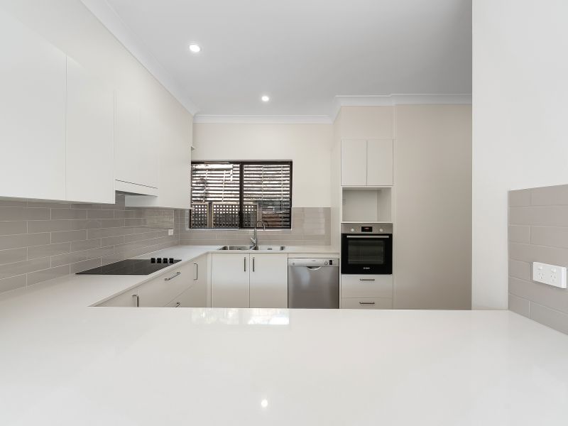 Spacious Garden Retreat Near Village Heart