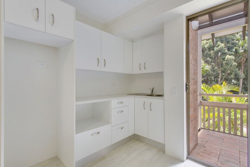 Quiet and privately located apartment with leafy outlook