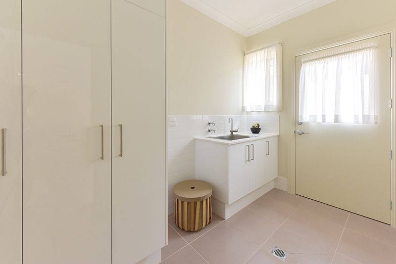 Centrally located villa with easy walk to all village facilities