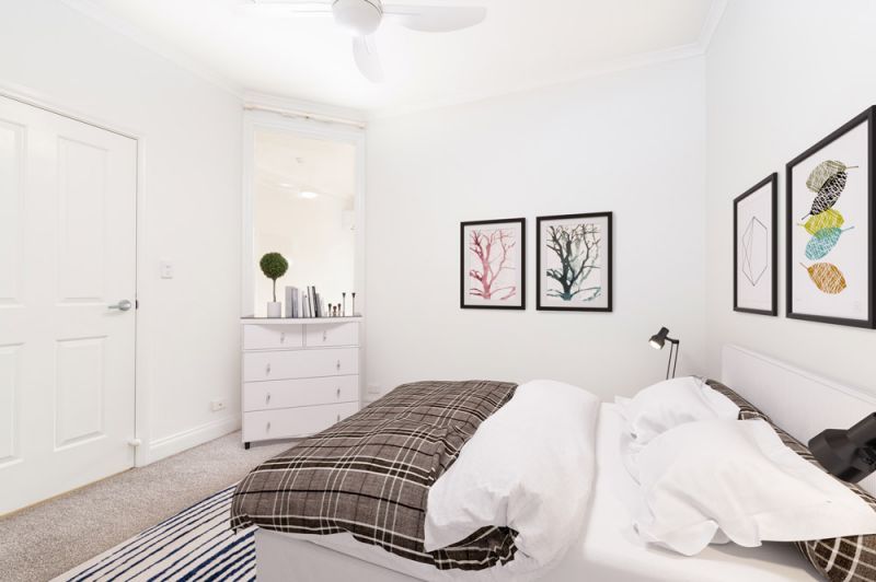 Spacious Care apartment with courtyard access