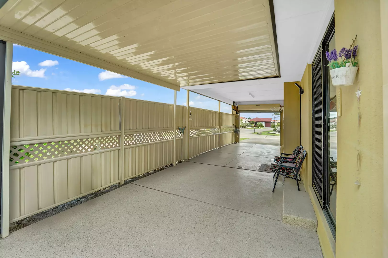 Downsizing at it's best!  Renovated and Ready to Move in. Located in an Over 50's Lifestyle Living Complex.