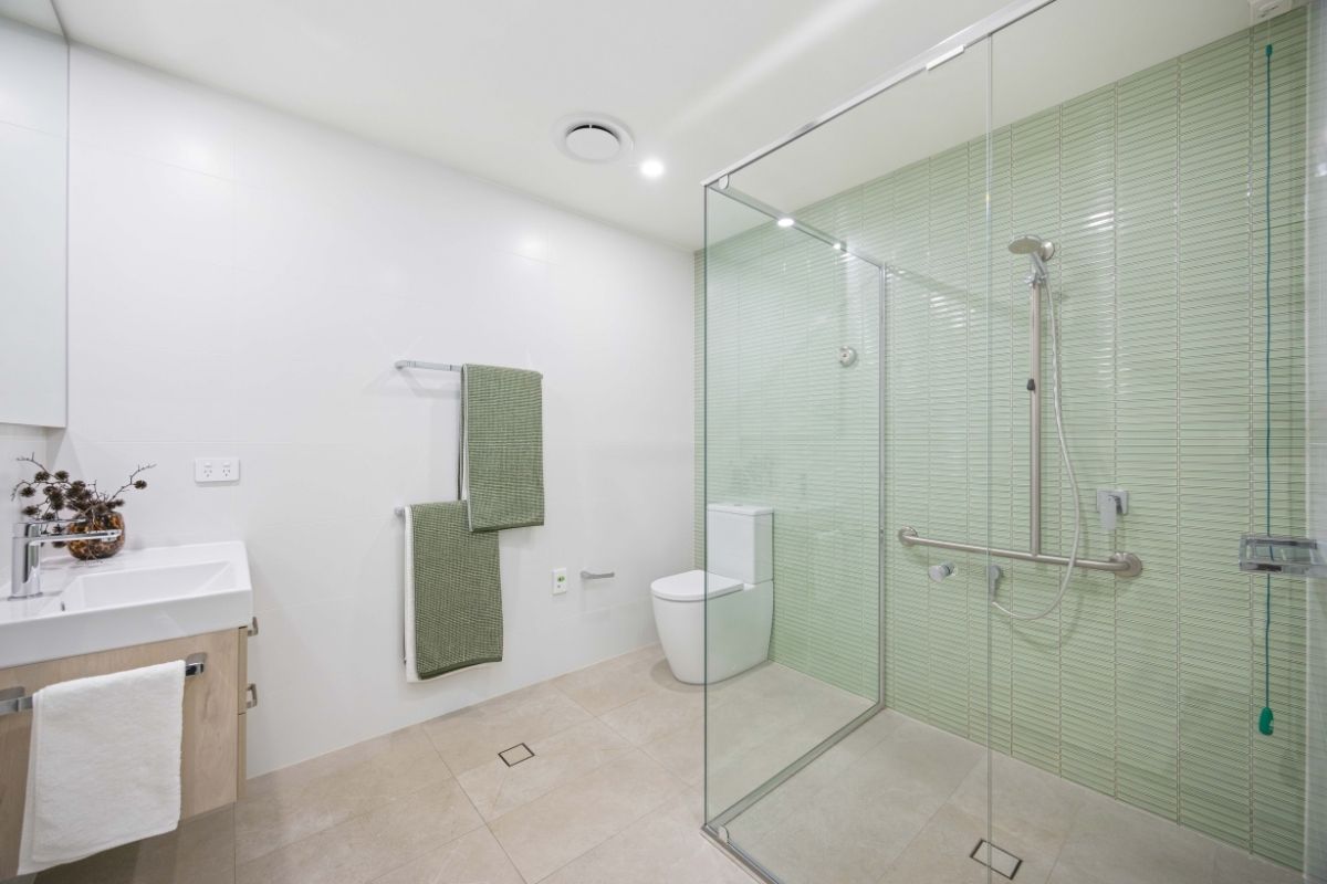 Garden Village Beautiful Banksia 2 Bedroom Apartment in Port Macquarie