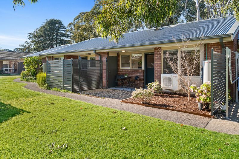 Enjoy Comfortable Living in a Welcoming Retirement Community