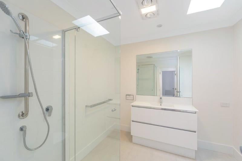 Stylish, Upgraded Waterfront Villa with Spacious Outdoor Entertaining Area