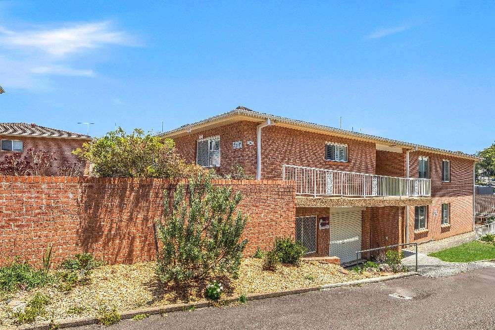 2A/ 39 Empire Bay Drive, The Cove Village