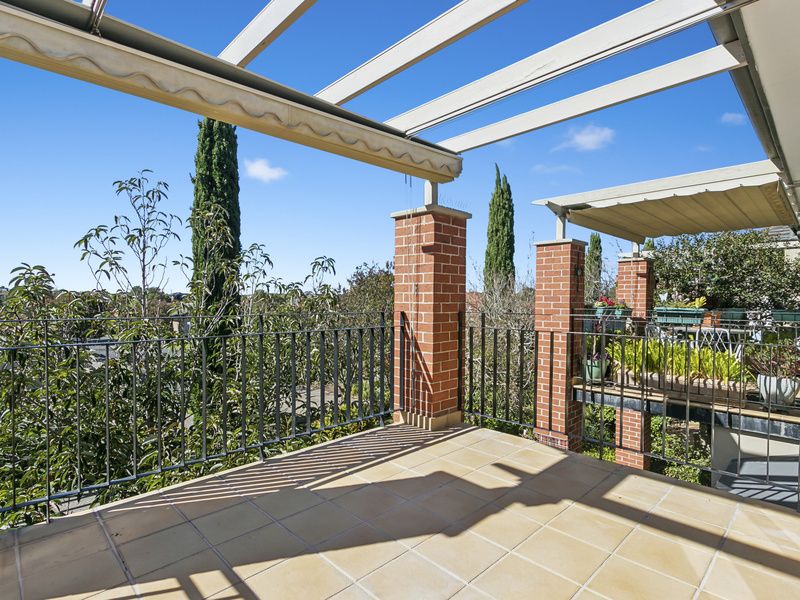 Elegant Villa with Private Balcony and Spacious Living