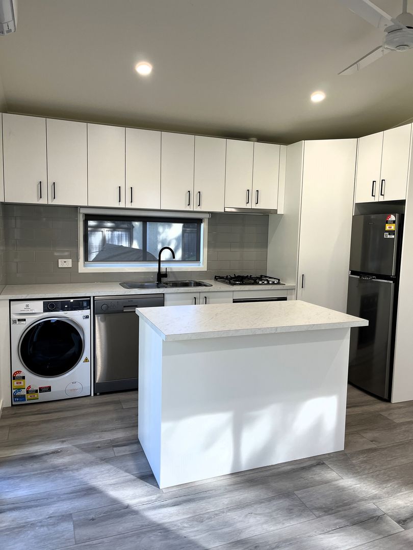 Paynesville Holiday Park - New Two Bedroom Home