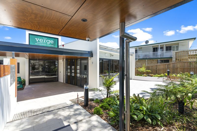 South-facing apartment with stunning Burleigh Golf Course views