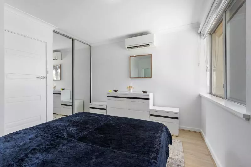 Charming Yokine Gem!