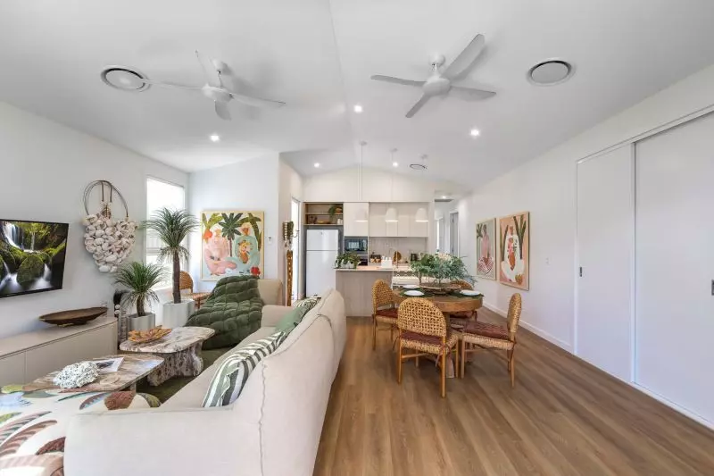 Quiet, Contemporary Living with Privacy and Space