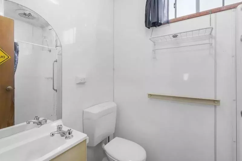 Relaxed Coastal Living in a Peaceful Community