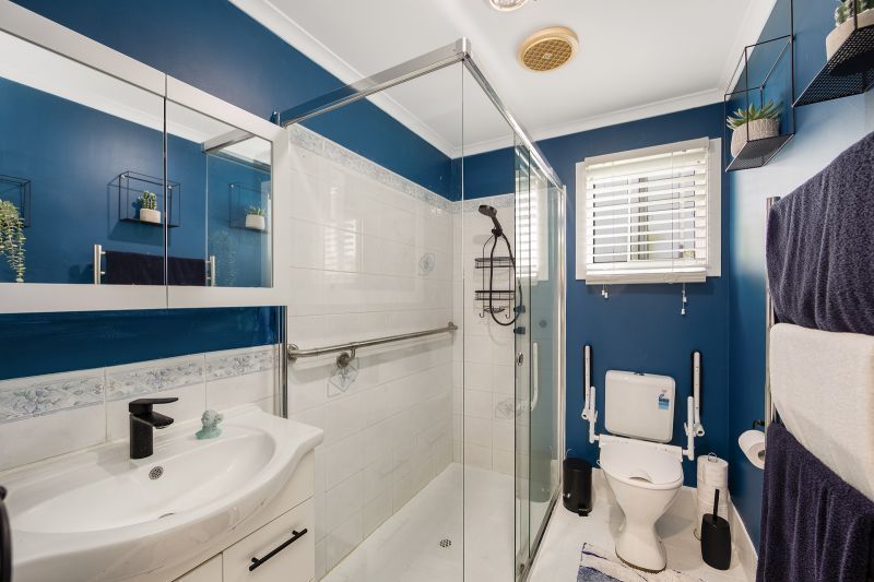 Embrace Coastal Living!