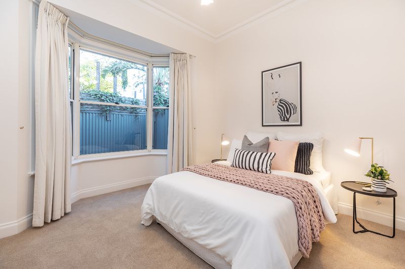 Live in style and prestige by the sea!