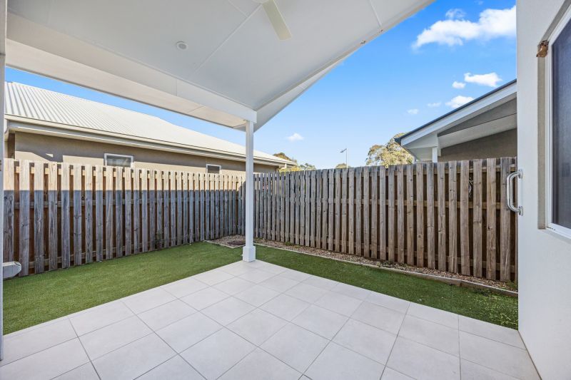 Spacious & Stylish  - Two Bedrooms + Study