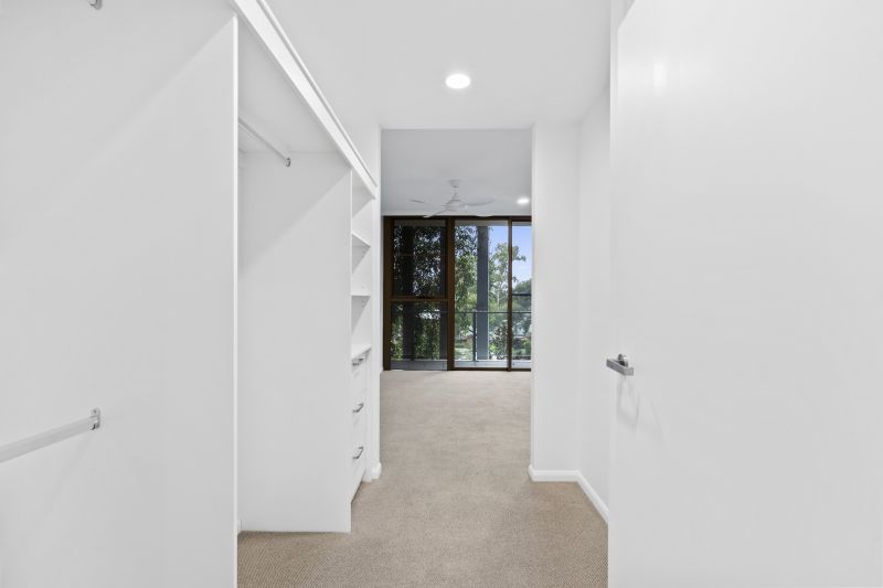 North-facing, fourth-floor apartment with views to the City.