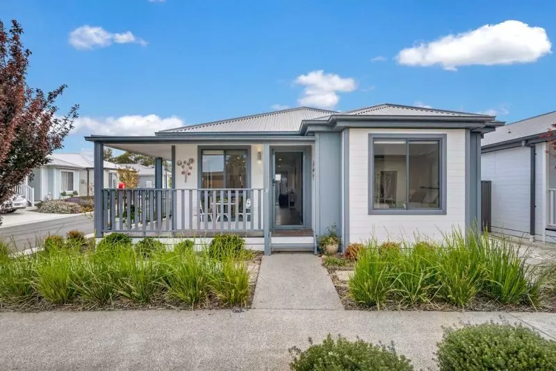 A charming home within Avington