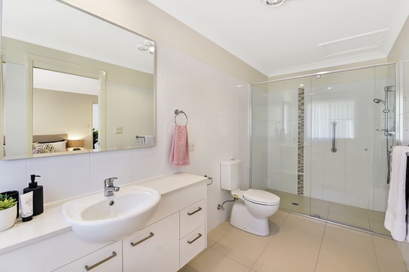 Ground Floor Unit with Easy Access to Erina Fair Shopping Centre