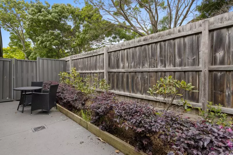 2-bed modern villa with two private bathrooms