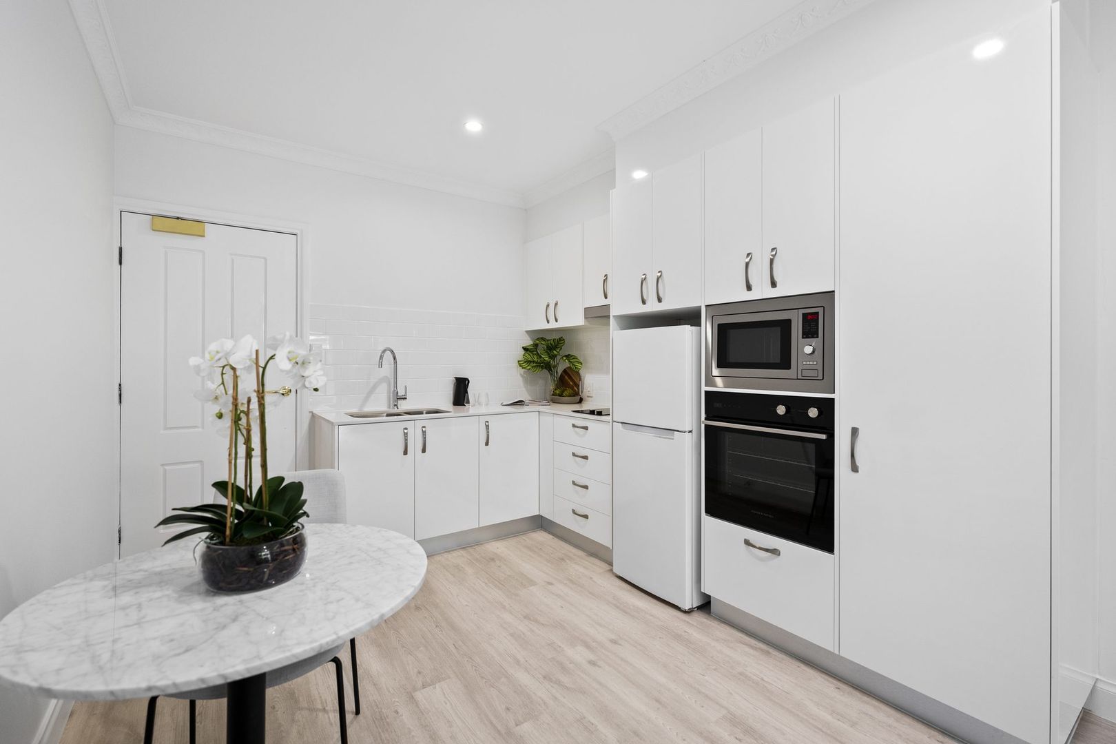 Discover the apartment with services lifestyle