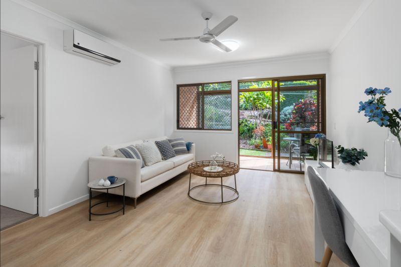 Serene top-floor one-bedroom apartment