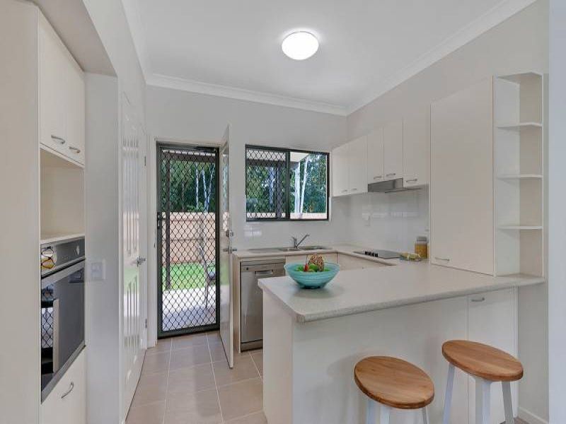 2 bedroom unit with private terrace