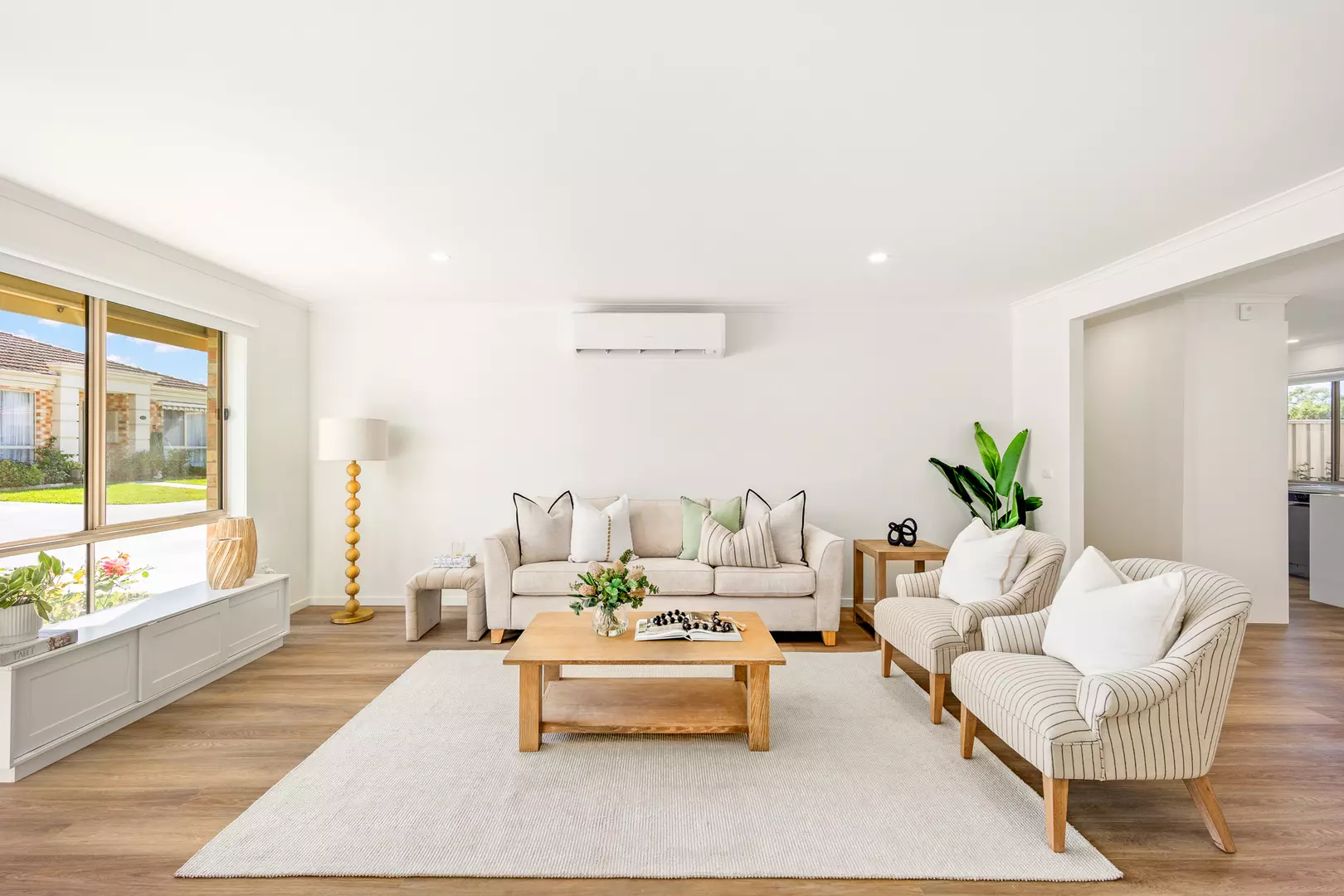 Stunning Two Bedroom Unit!