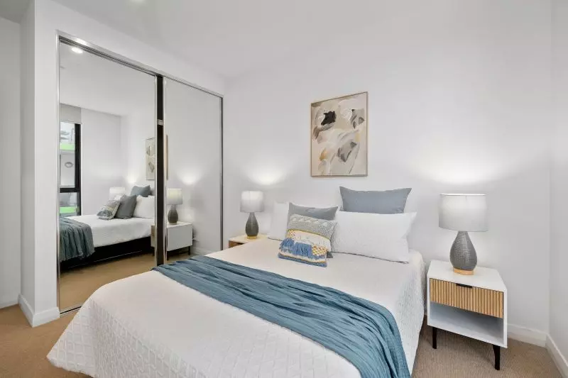 Modern Design, Location and Professional Lifestyle!