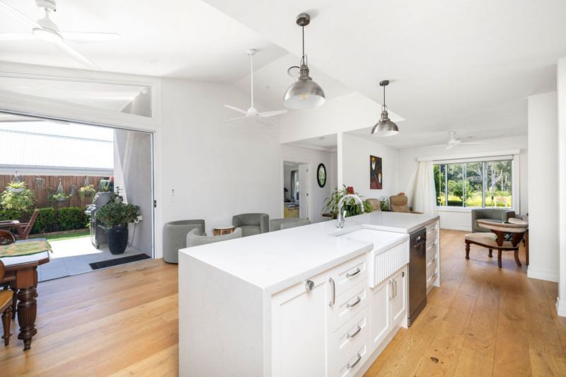 Unique Design - Spacious Luxury Living with Private Bushland Outlook