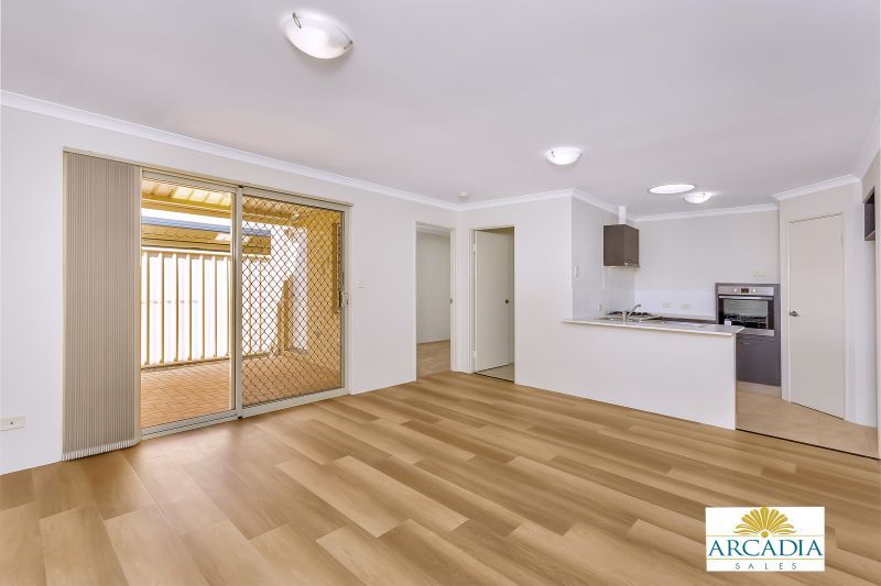 ARCADIA WATERS MADDINGTON - New Stone Bench Top Kitchen, 2 Bedroom + Study