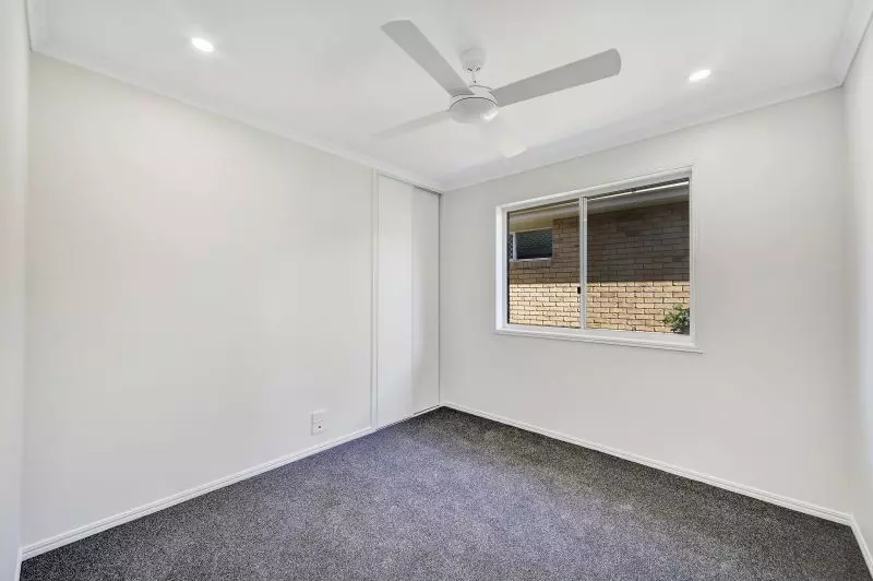 Garden Oasis, 3 Bedroom Villa, ready to go!