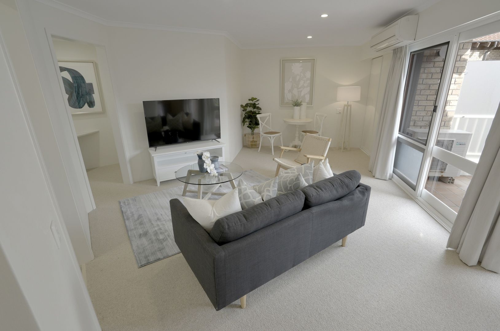 Ground Floor One Bedroom Apartment with Garden Terrace