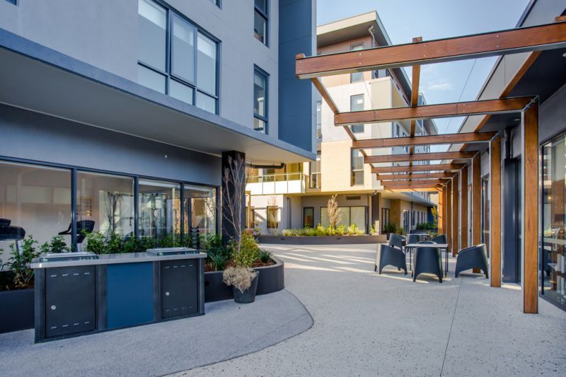 Effortless Retirement Living in a Modern 3-Bed Apartment