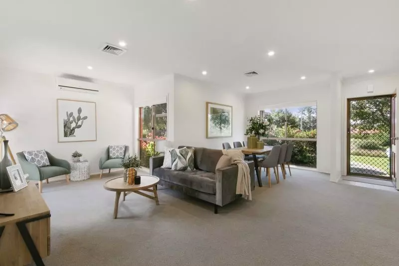 Large 2-bedroom plus study villa