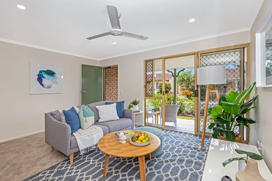 2-bedroom villa with garage