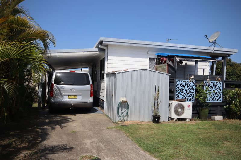 Tasman Holiday Park, North Star - Over 50's Residential Park