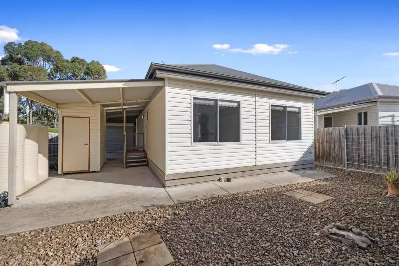 Spacious Modern Living - Peaceful Surrounds