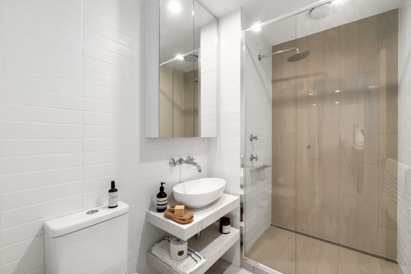 We've done all the work for you to move in Straight away at this Perfect Location!