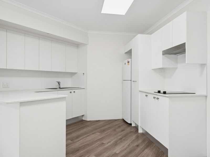 Privately set apartment with a peaceful, leafy aspect