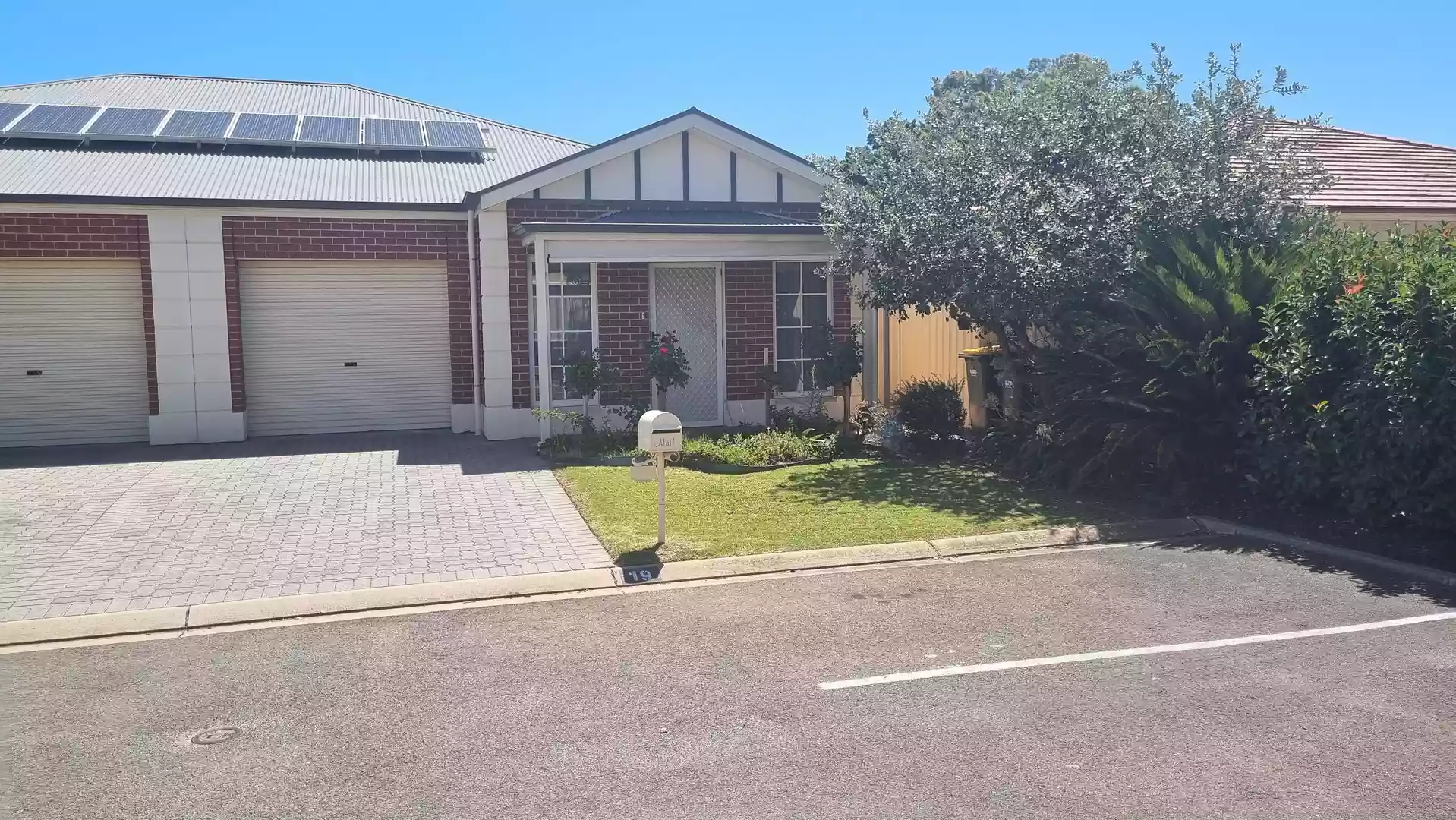 Beautiful 2 Bedroom Unit Available - Netley Grove Retirement Village