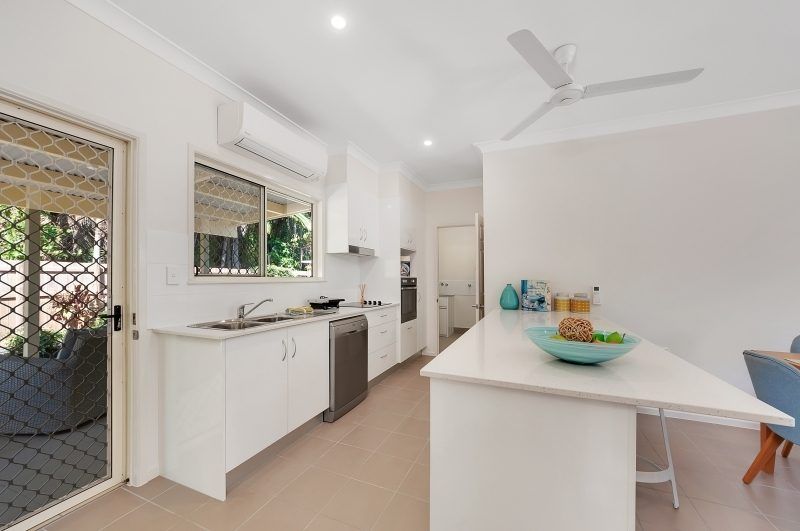 Two-bedroom villa with garage