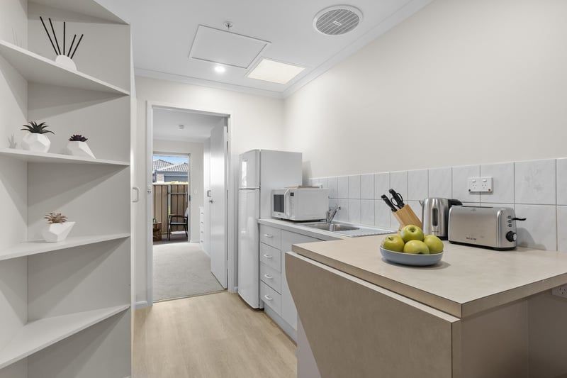 Freshly Updated Serviced Apartment with Private Courtyard