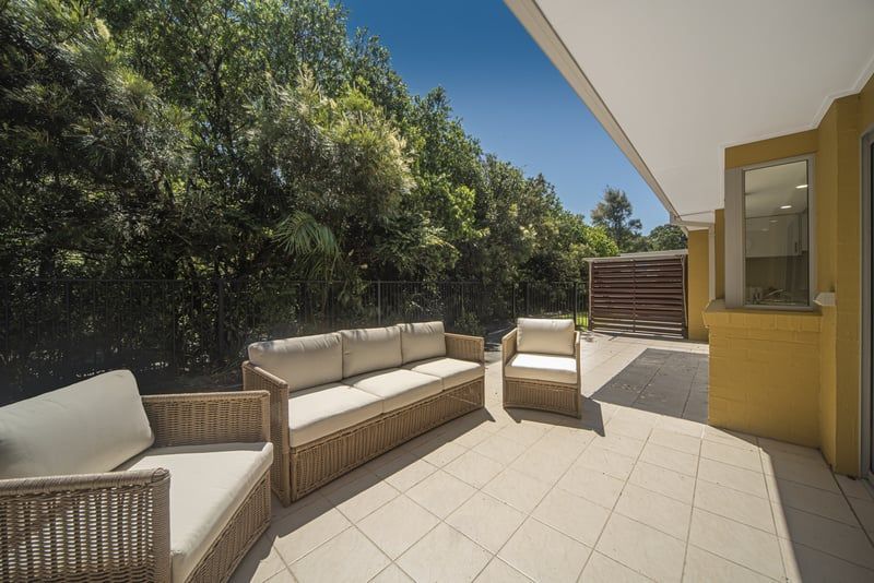 Modern Villa near the Coast