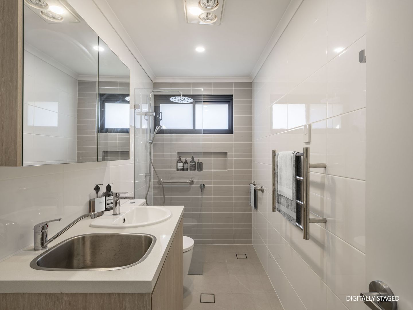 One Bedroom Villa - For Sale $595,000