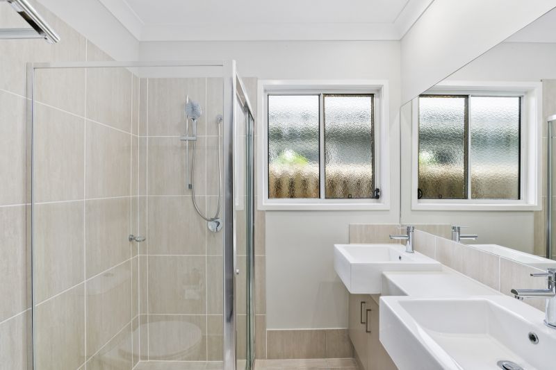 Modern Build - Ready NOW for Summer Comfort!