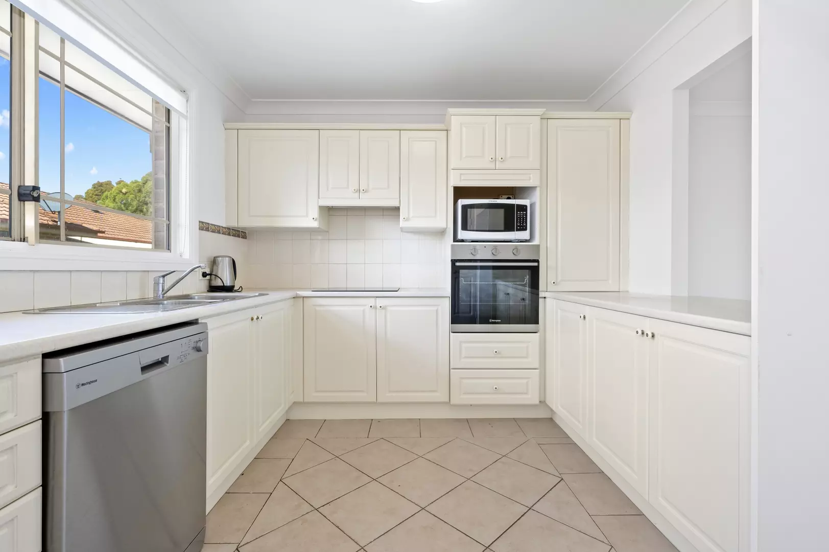 Renovated  Two Bedroom Unit With Great Garden Outlook