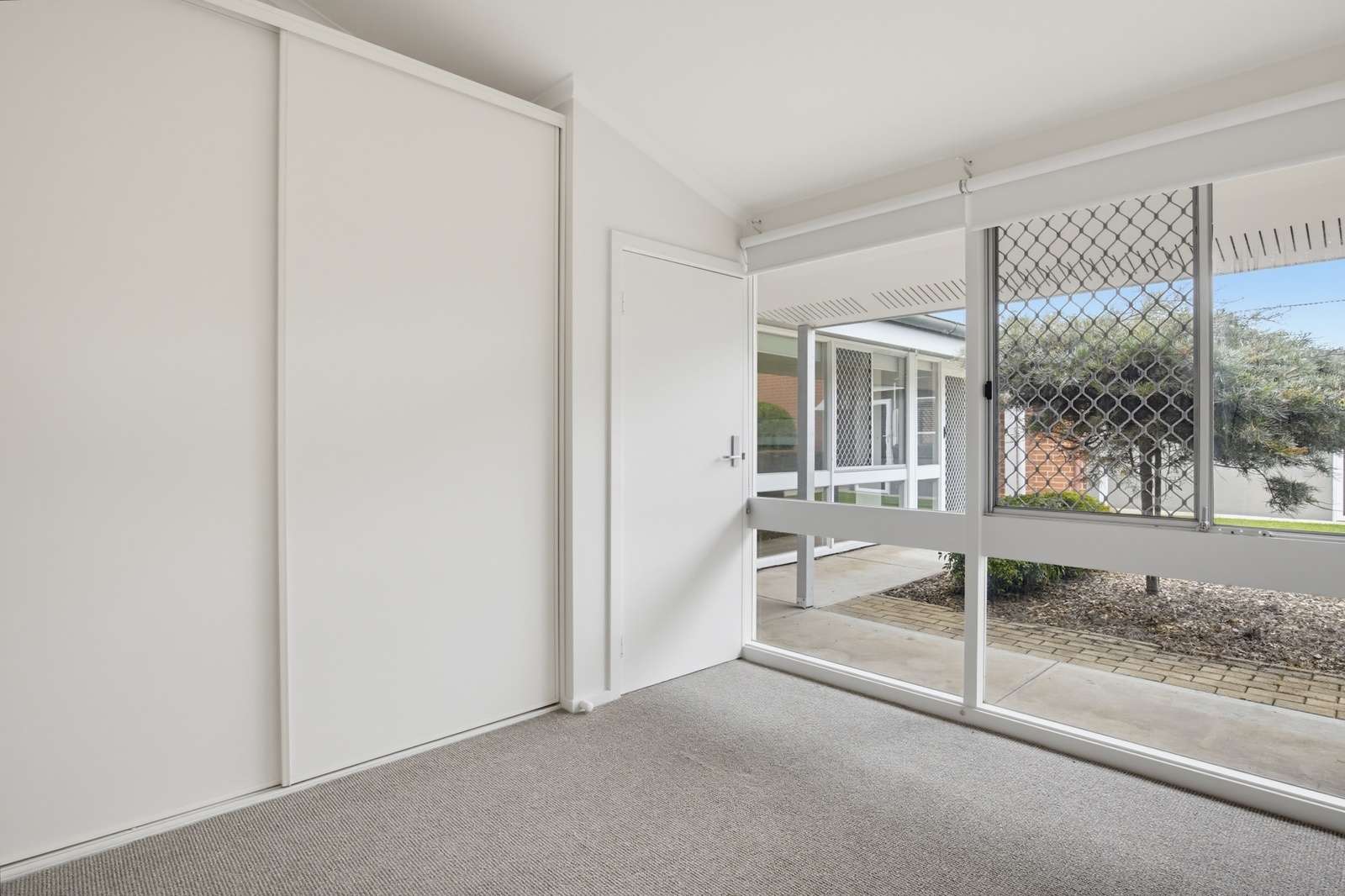 over 55s living - 2-Bed for Rent in Park Holme